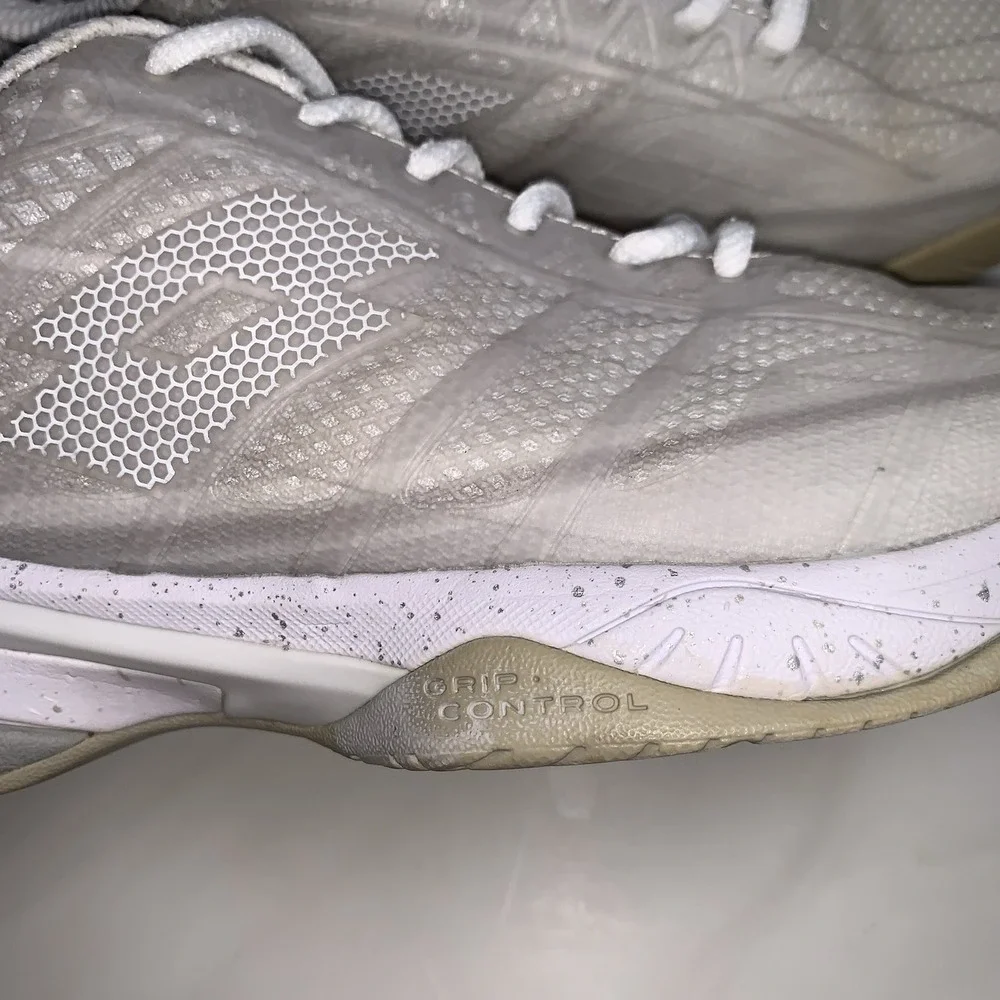Lotto Mirage 300 III Speed Court Tennis Shoes White Grey Women's Size 8‎